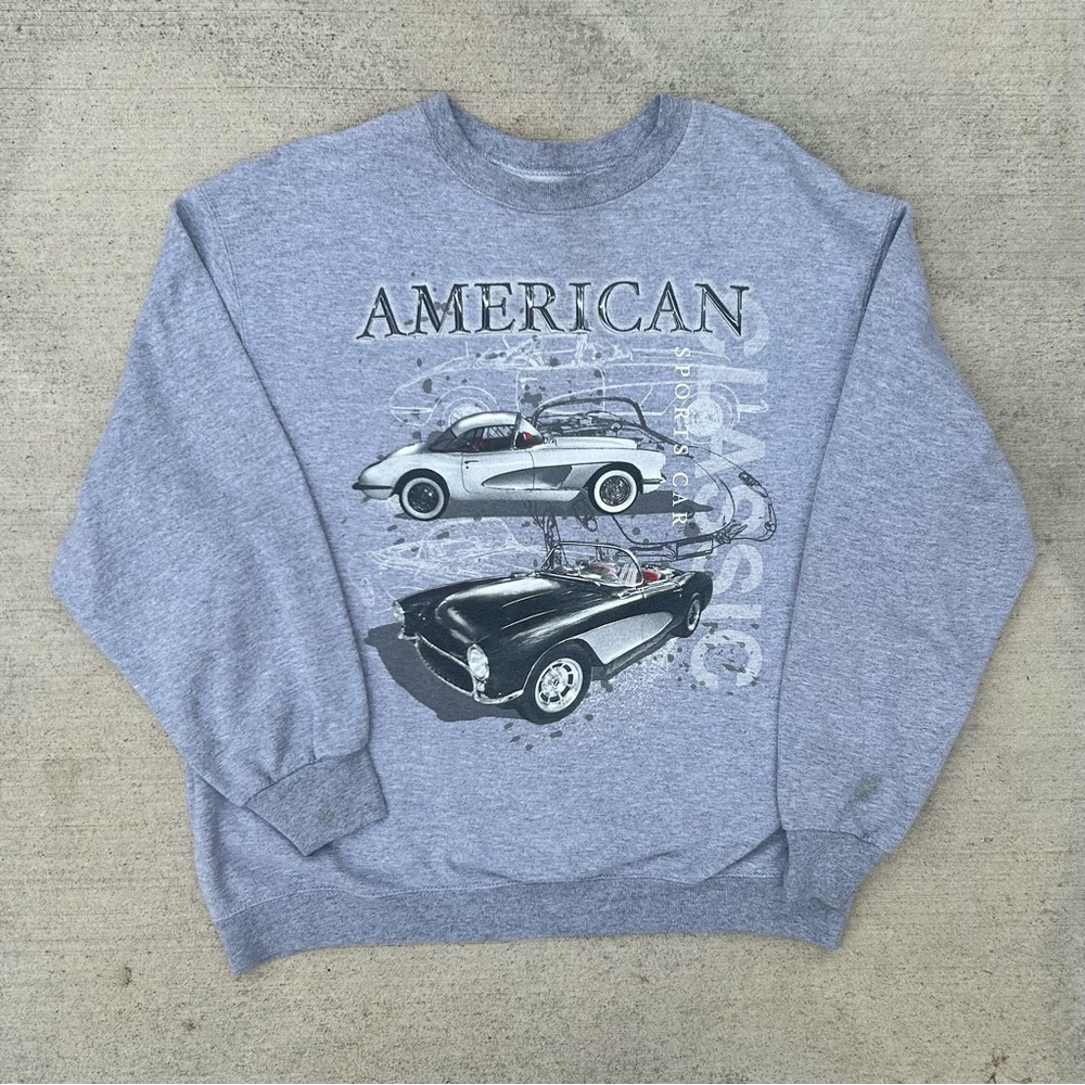 VINTAGE AMERICAN SPORTS CAR CREWNECK